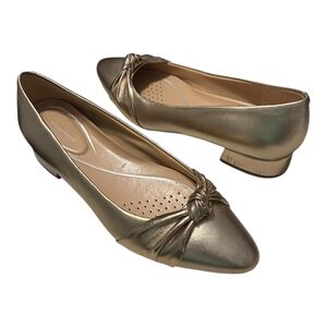 Easy Spirit Metallic Gold Loafers with Twist Accent